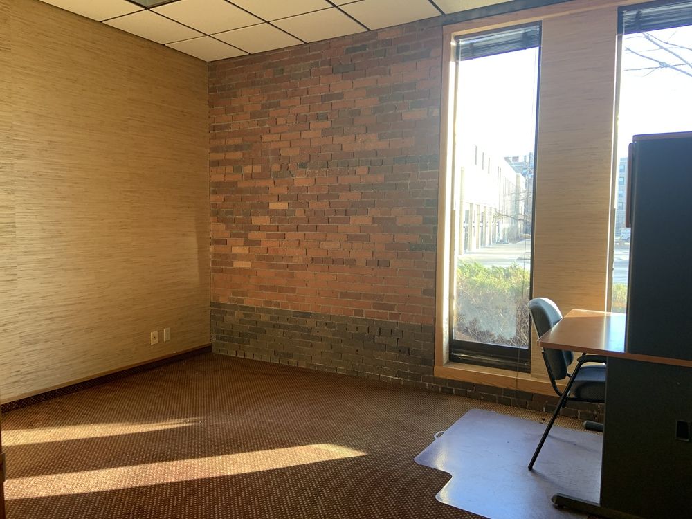 Office For Lease: 2 Railroad Sq, Great Falls, MT 59401
